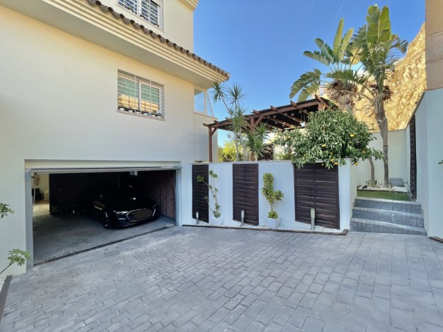 4 Slaapkamer Villa in Málaga