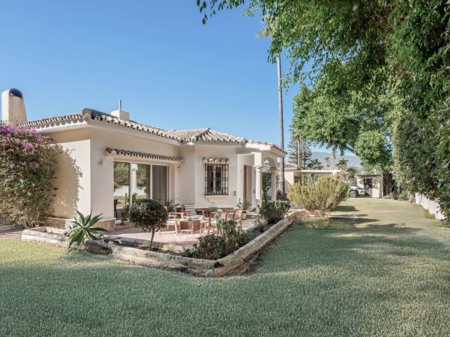 4 Schlafzimmer Villa in El Paraiso