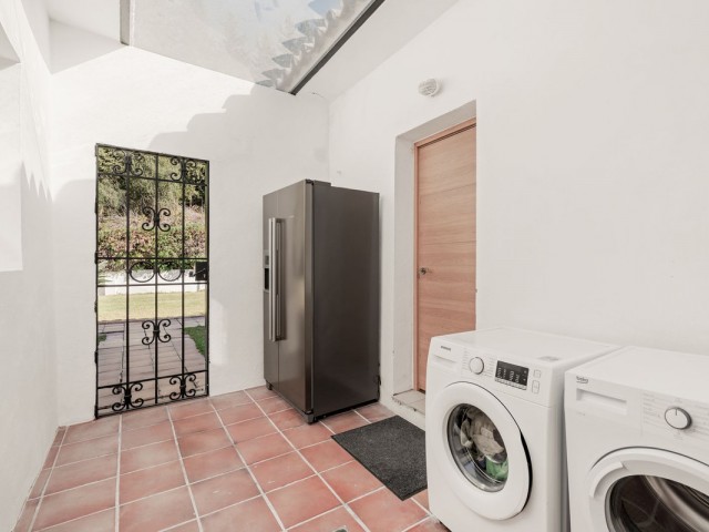 4 Schlafzimmer Villa in El Paraiso