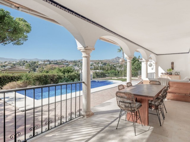 4 Schlafzimmer Villa in El Paraiso