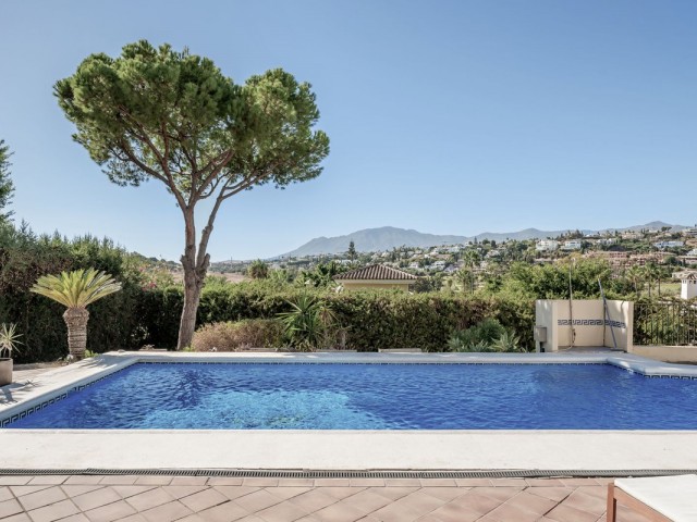 4 Schlafzimmer Villa in El Paraiso