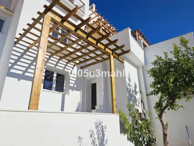 Appartement avec 4 Chambres  à Málaga