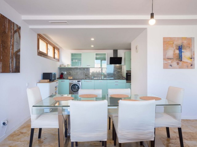 3 Bedrooms Apartment in Altos de los Monteros