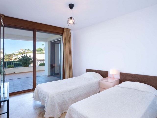 3 Bedrooms Apartment in Altos de los Monteros