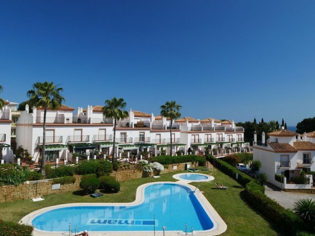 2 Bedrooms Townhouse in Marbella
