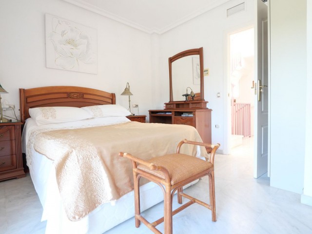 2 Bedrooms Townhouse in Marbella