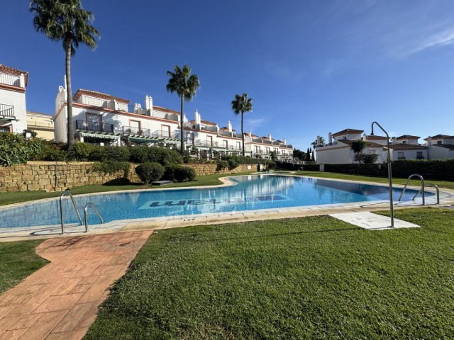 2 Bedrooms Townhouse in Marbella