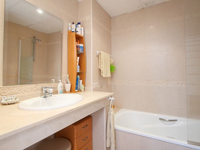 2 Bedrooms Townhouse in Cabopino