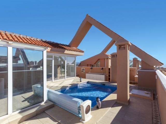 3 Bedrooms Apartment in Nueva Andalucía