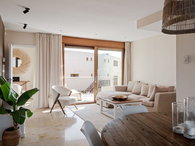 3 Bedrooms Apartment in Altos de los Monteros