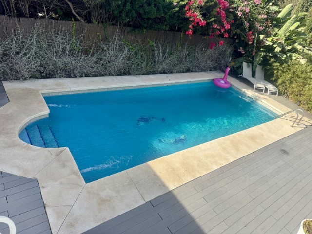 4 Bedrooms Villa in Marbella