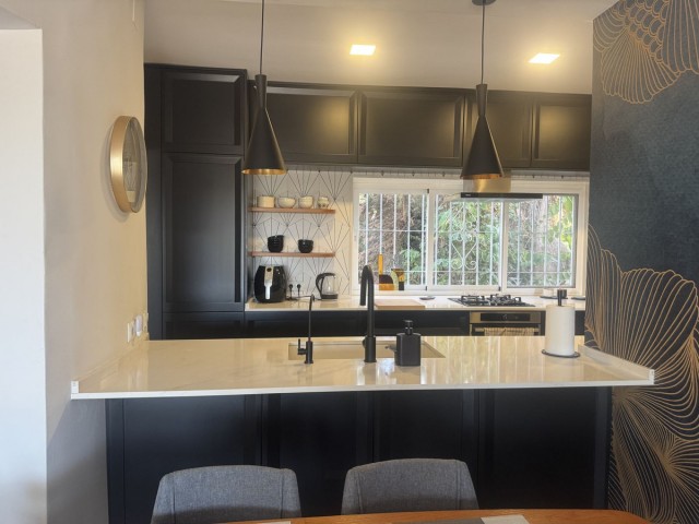 4 Bedrooms Villa in Marbella