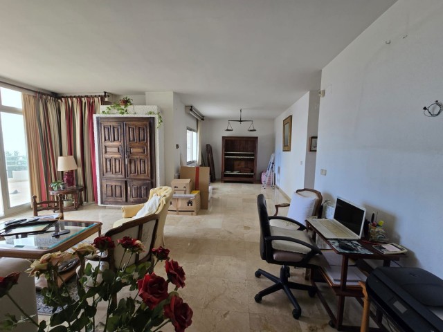 2 Bedrooms Apartment in Marbella