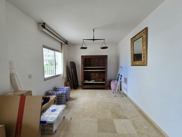 2 Bedrooms Apartment in Marbella