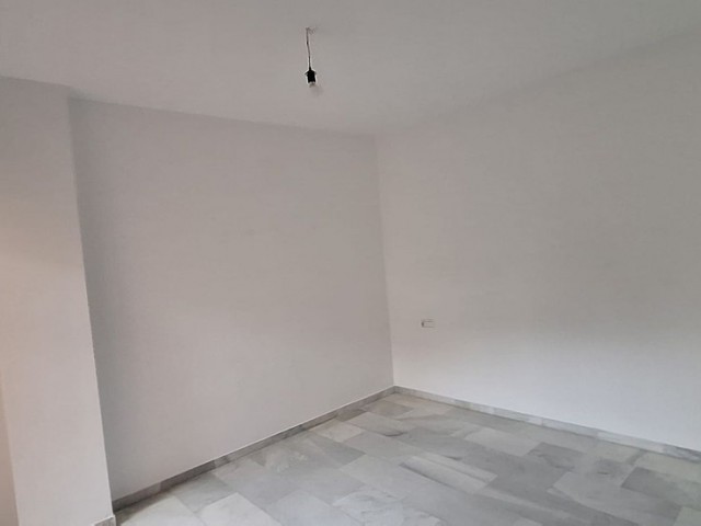 2 Bedrooms Apartment in Elviria