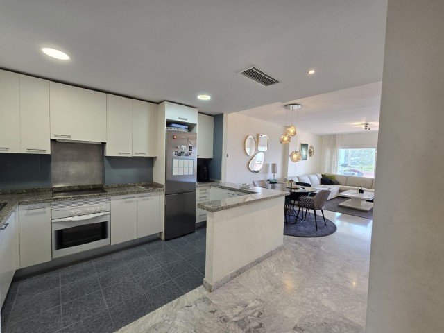 2 Bedrooms Apartment in Torrequebrada