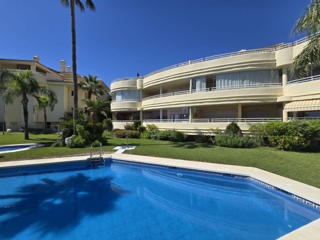Leilighet, Torrequebrada, R5216464