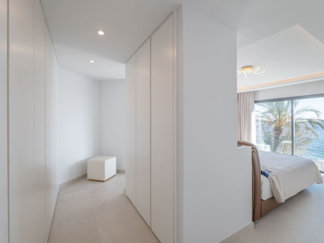 3 Bedrooms Townhouse in Estepona