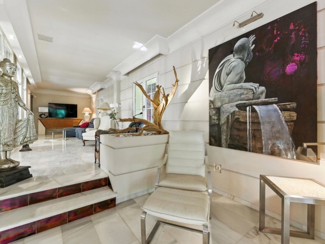 10 Bedrooms Villa in Marbella
