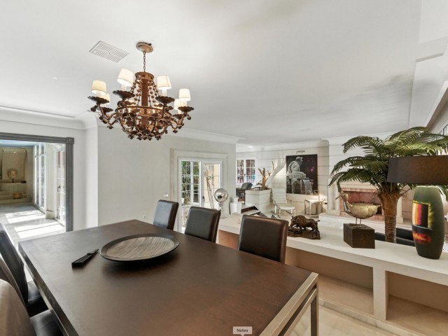 10 Bedrooms Villa in Marbella