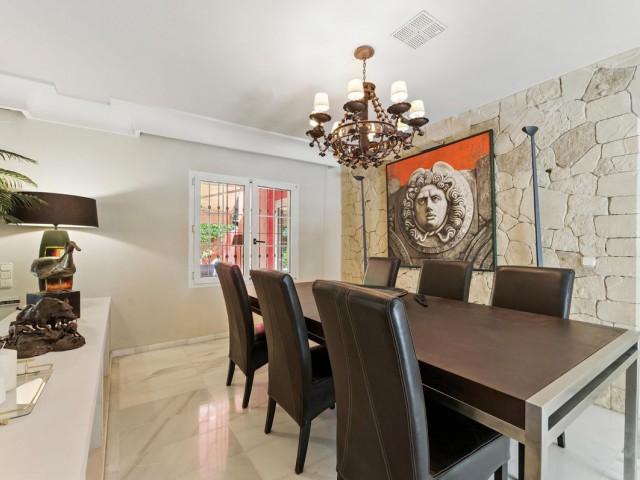 10 Bedrooms Villa in Marbella