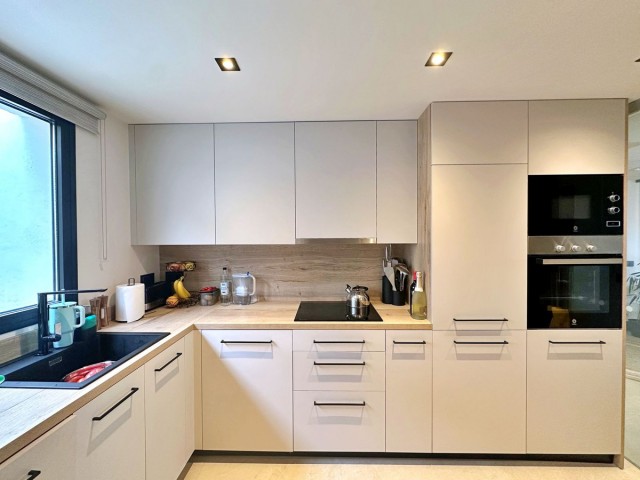 2 Bedrooms Apartment in Nueva Andalucía