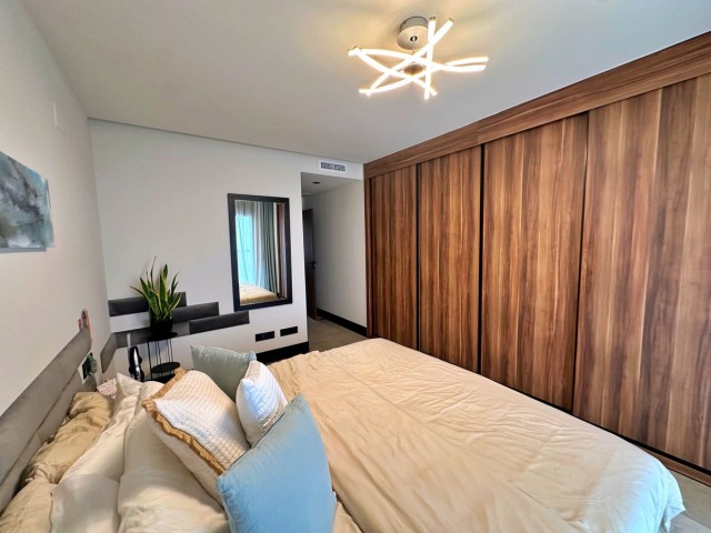 2 Bedrooms Apartment in Nueva Andalucía