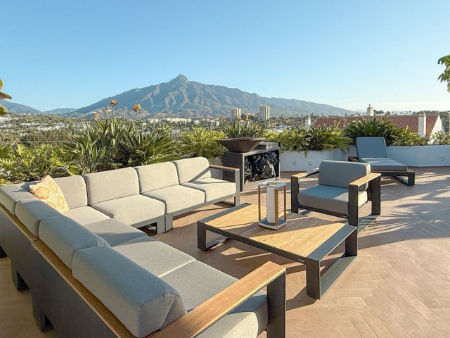 Penthouse in Nueva Andalucía