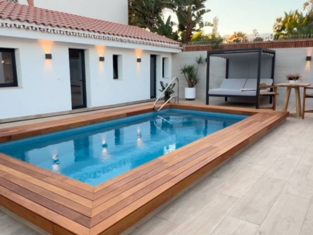 5 Soveroms Villa i Costabella