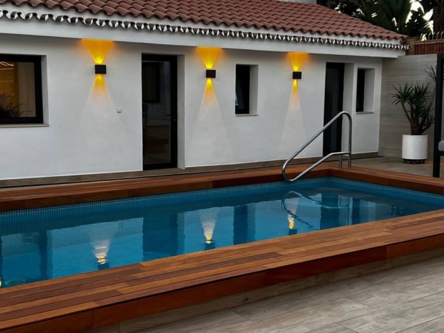 5 Schlafzimmer Villa in Costabella