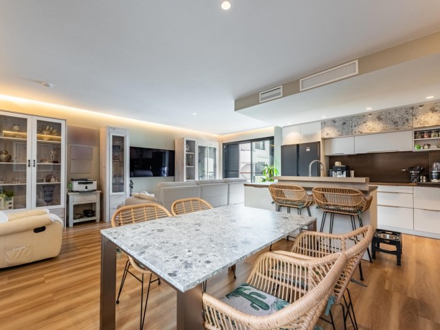 4 Sovrums Lägenhet i Estepona