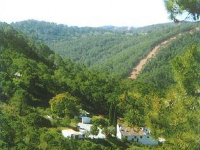 4 Soveroms Villa i Estepona