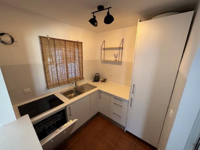 14 Soveroms Villa i Puerto Banús