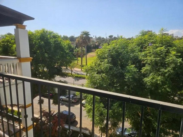 2 Bedrooms Apartment in Nueva Andalucía