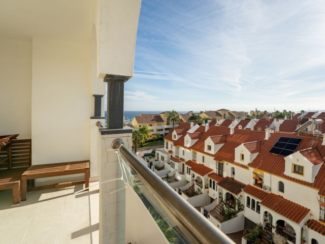 3 Bedrooms Apartment in Estepona