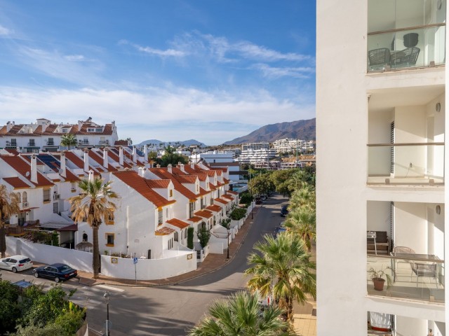 3 Bedrooms Apartment in Estepona