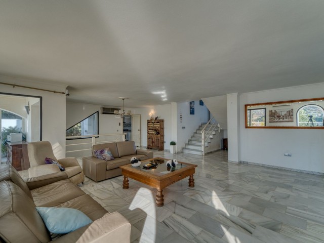 4 Bedrooms Villa in Nueva Andalucía