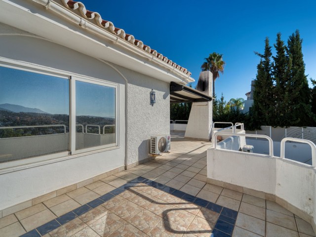 4 Bedrooms Villa in Nueva Andalucía