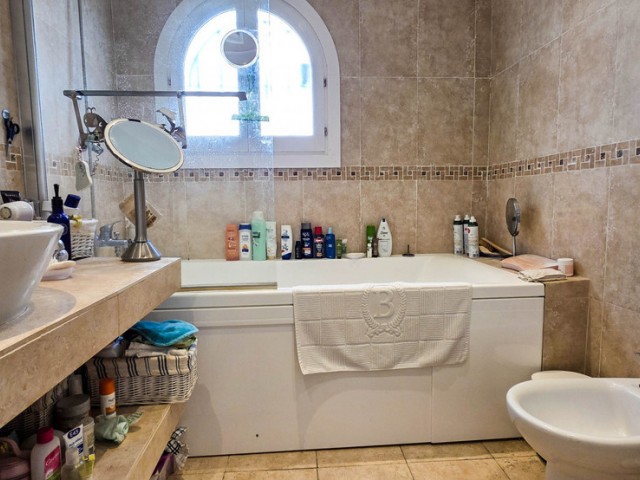 5 Soveroms Villa i La Duquesa