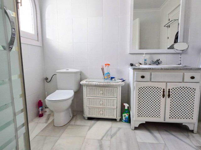 5 Soveroms Villa i La Duquesa