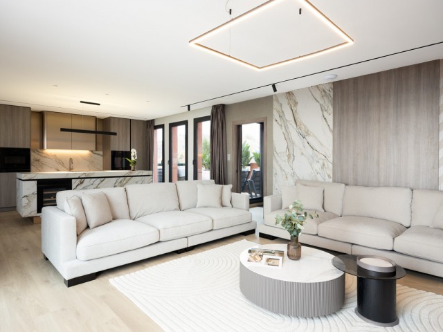 Apartamento con 3 Dormitorios  en Mijas Costa