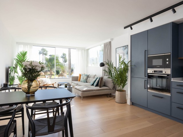 2 Bedrooms Apartment in Nueva Andalucía