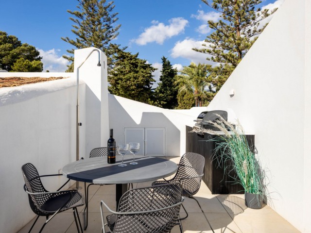 2 Bedrooms Apartment in Nueva Andalucía