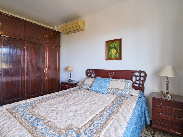 5 Bedrooms Villa in Benalmadena