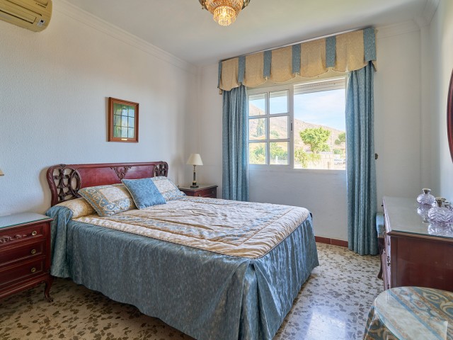 5 Bedrooms Villa in Benalmadena