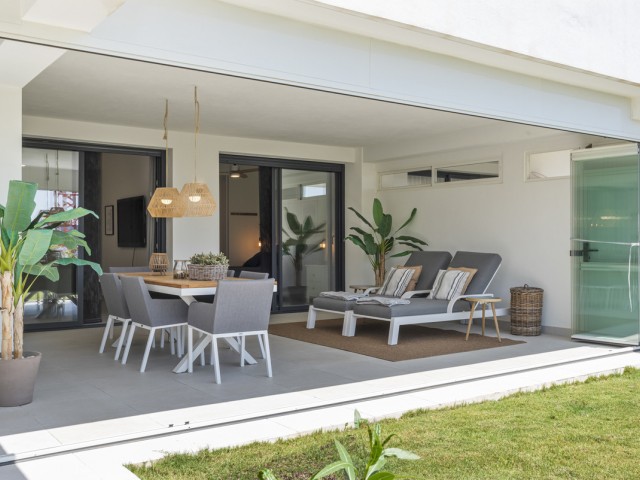 2 Bedrooms Apartment in Estepona