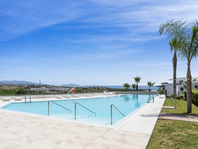 2 Bedrooms Apartment in Estepona