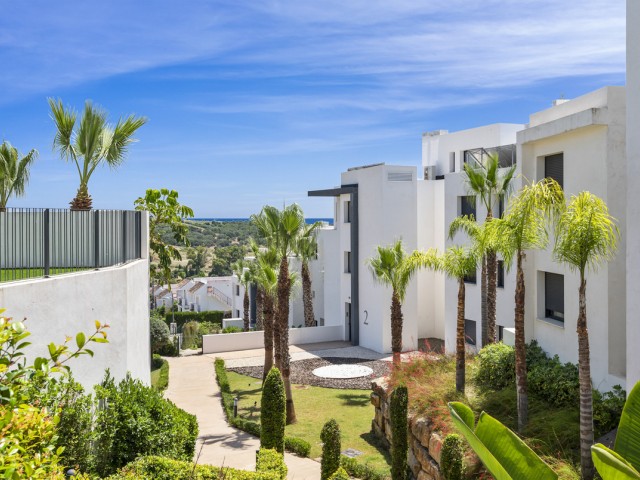 2 Bedrooms Apartment in Estepona