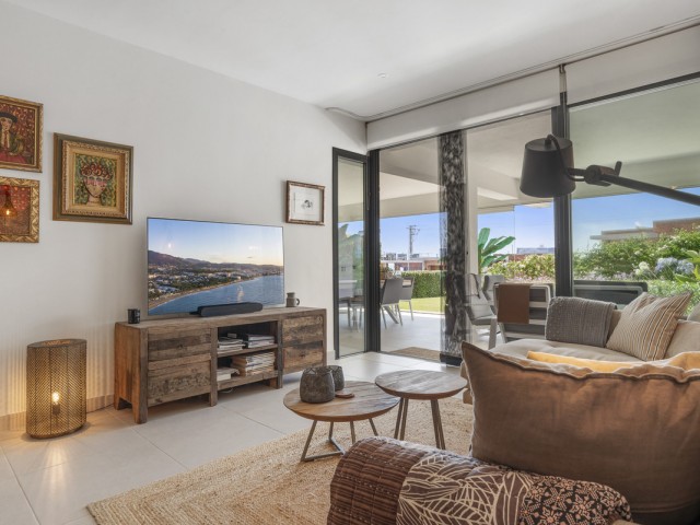 2 Bedrooms Apartment in Estepona