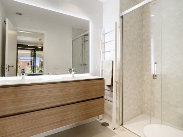 2 Bedrooms Apartment in Estepona